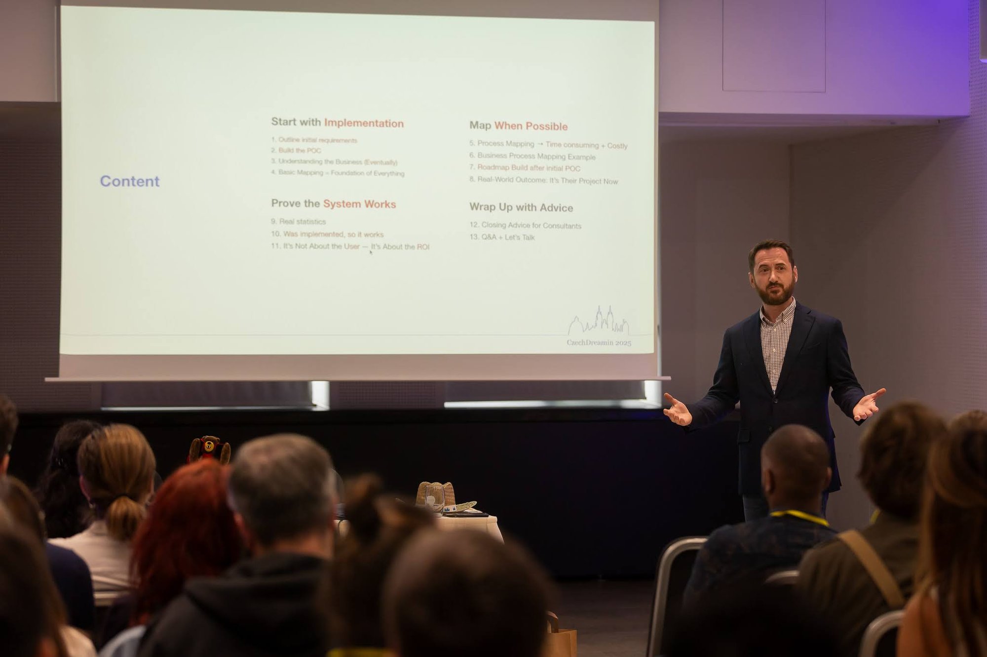 Iulian Chiriac speaking at CzechDreamin 2025